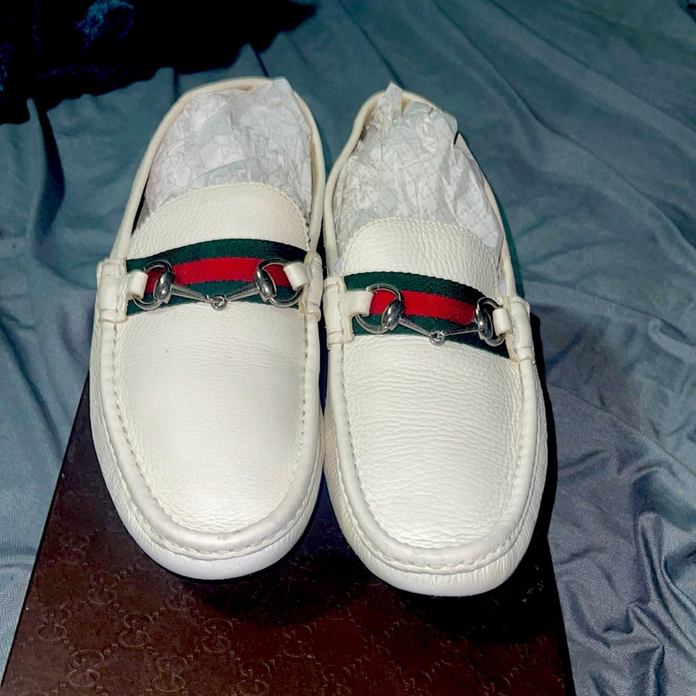 Gucci Men’s White Loafers size 10.5 100% authentic